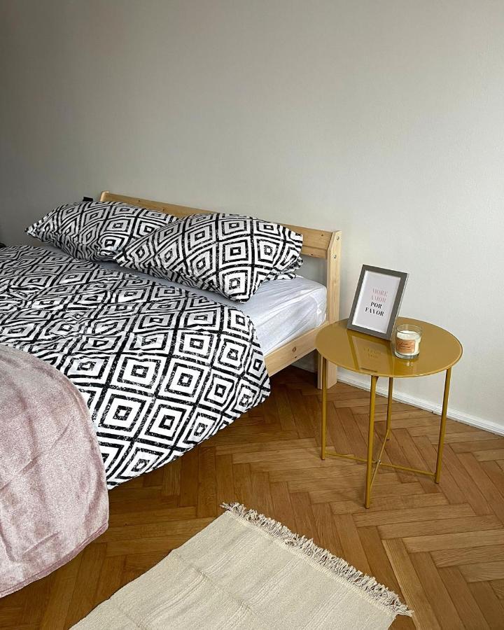 Big And Cozy Bedroom In Krakow Cracóvia Exterior foto